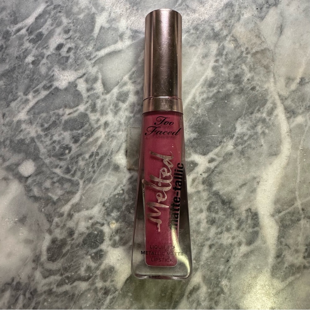 Too Faced Melted Matte-Tallic Liquid Lipstick